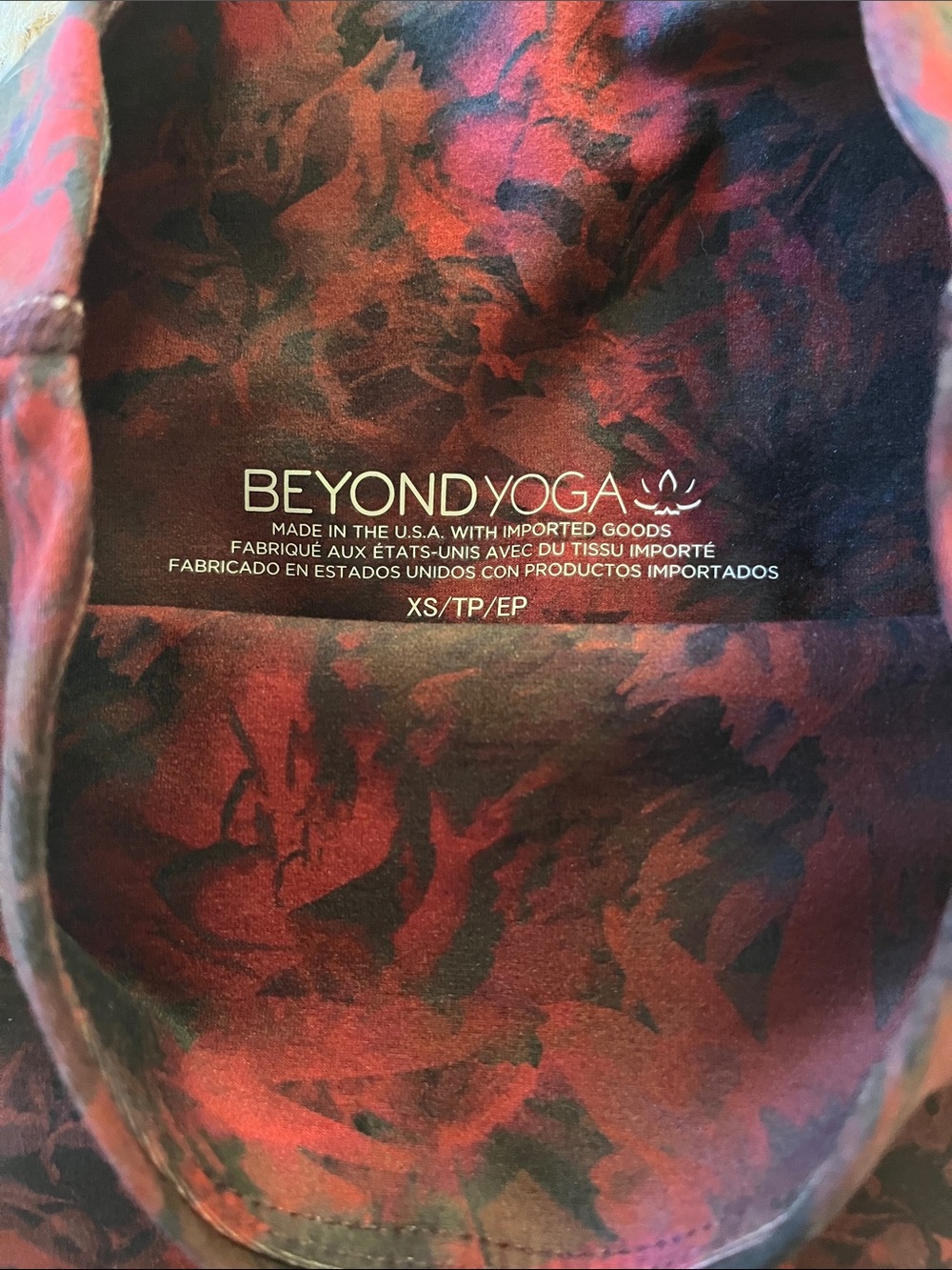 Beyond Yoga Red and Black Camouflage-Print Leggings